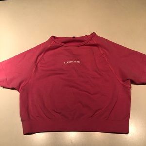 Alphalete Amplify Crop Top